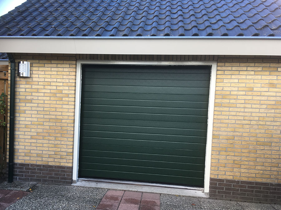 side-02-garagedeur-Zieuwent-stm-bedrijfsdeuren-lichtenvoorde